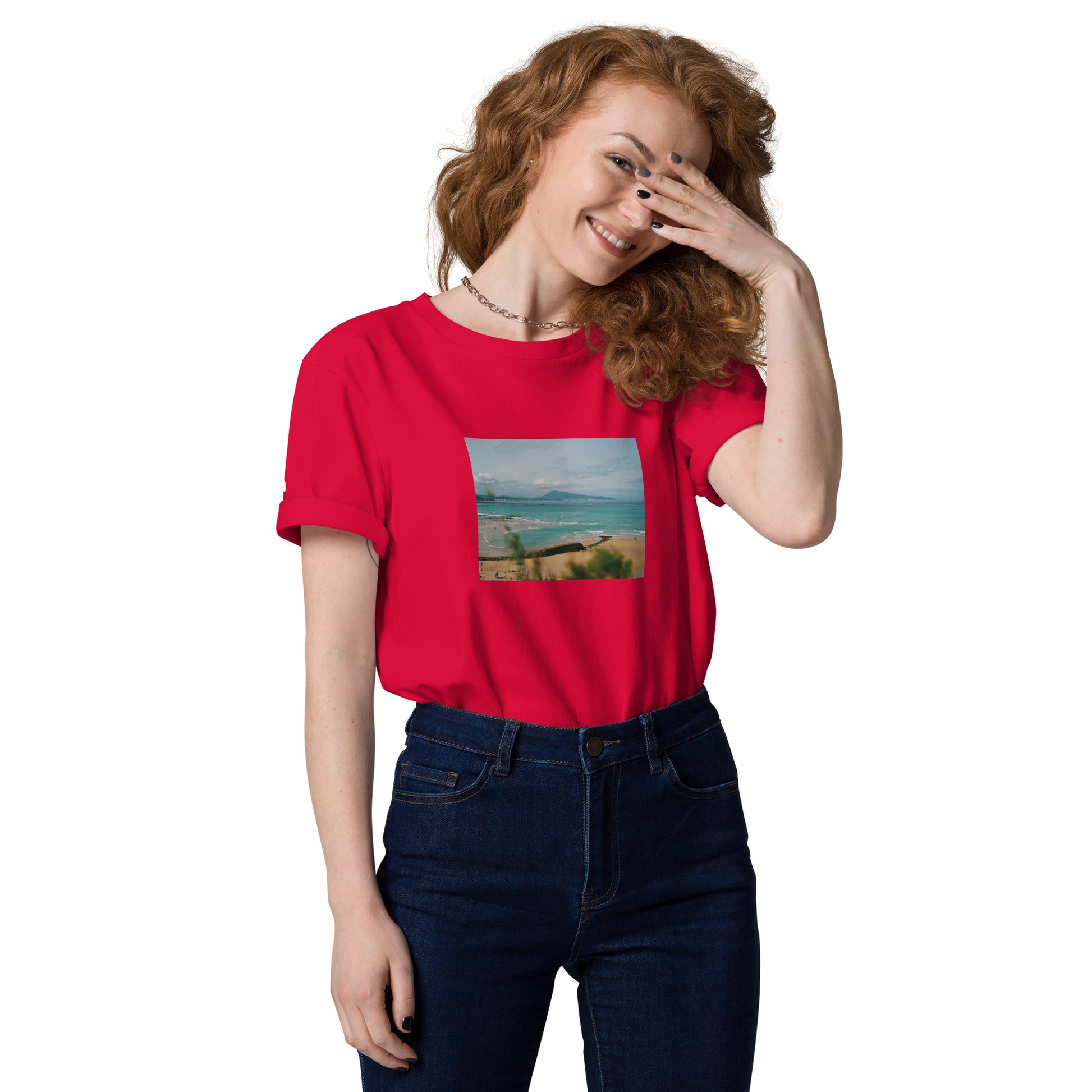 Vue de face du T-shirt 100% Coton Bio Bidart Centre - coloris rouge