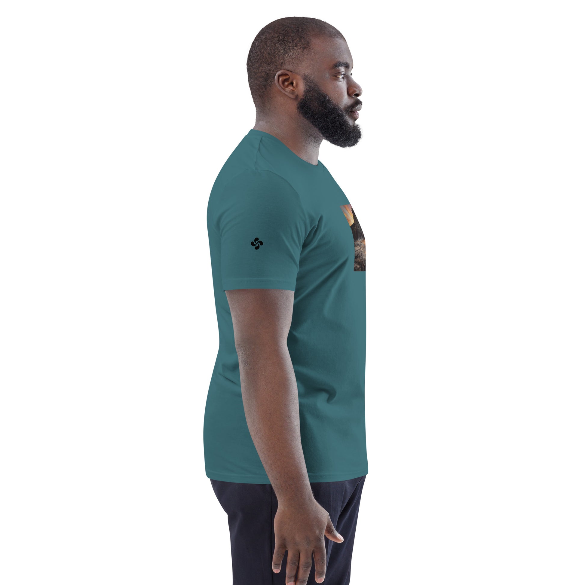 Vue de côté du T-shirt 100% Coton Bio Falaise - coloris bleu vert