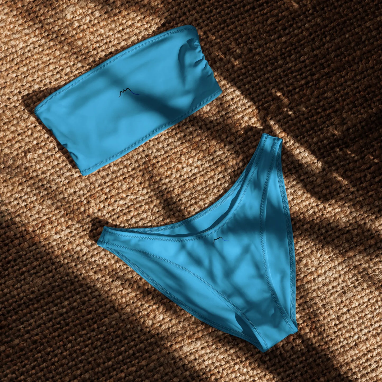 bikini bandeau éco-responsable face coloris bleu lagon