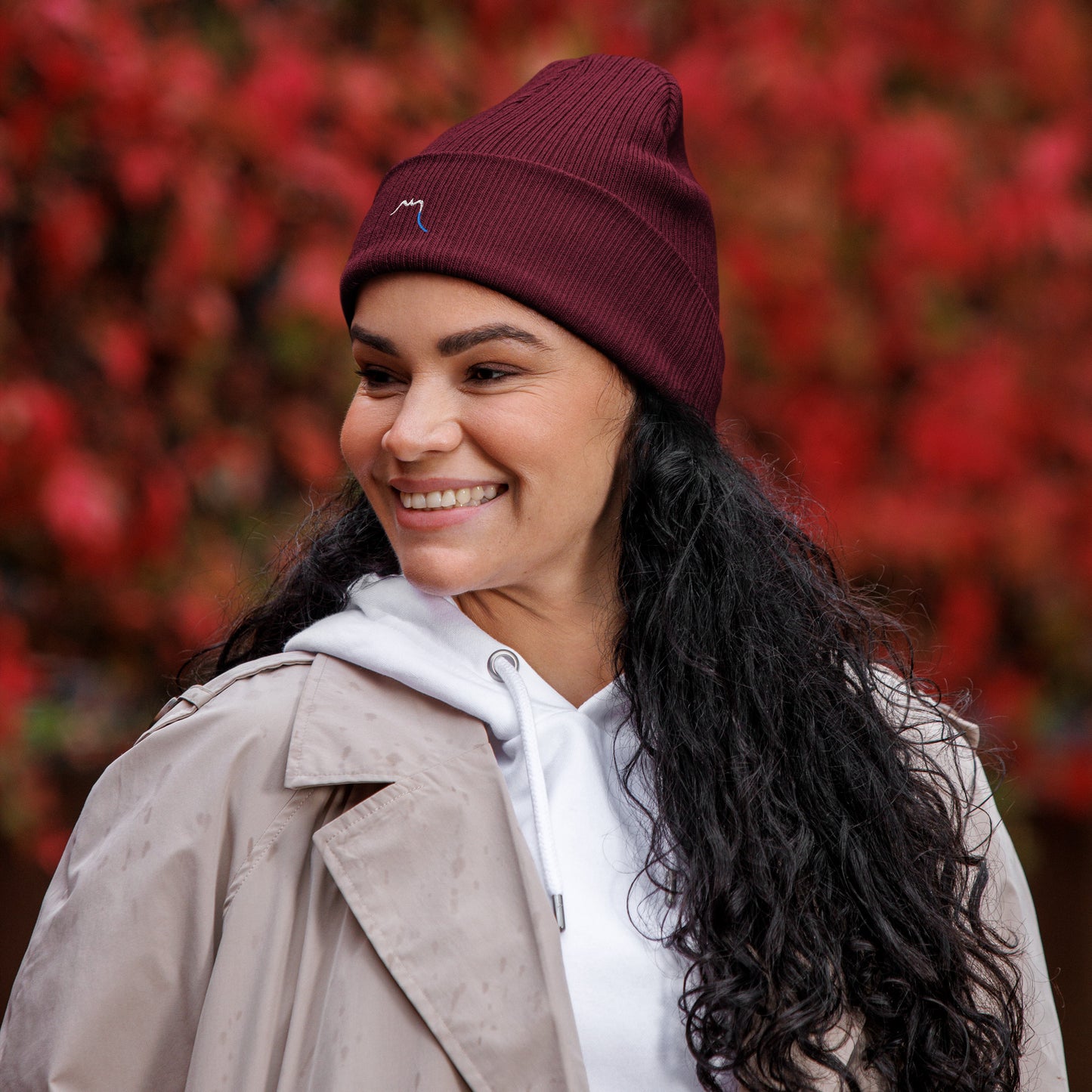 Vue de face du bonnet côtelé coton bio - coloris bordeaux