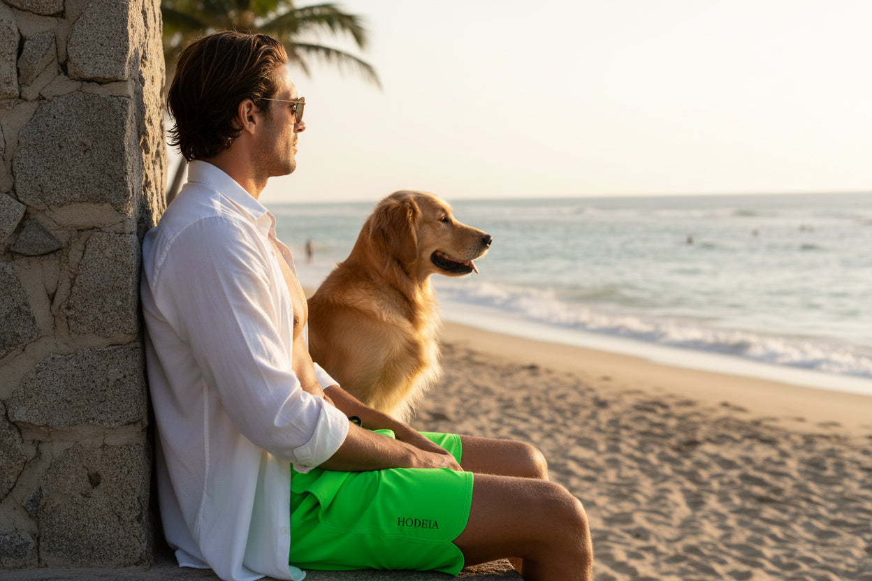Vue de dos du maillot de surf Indar - coloris vert fluo