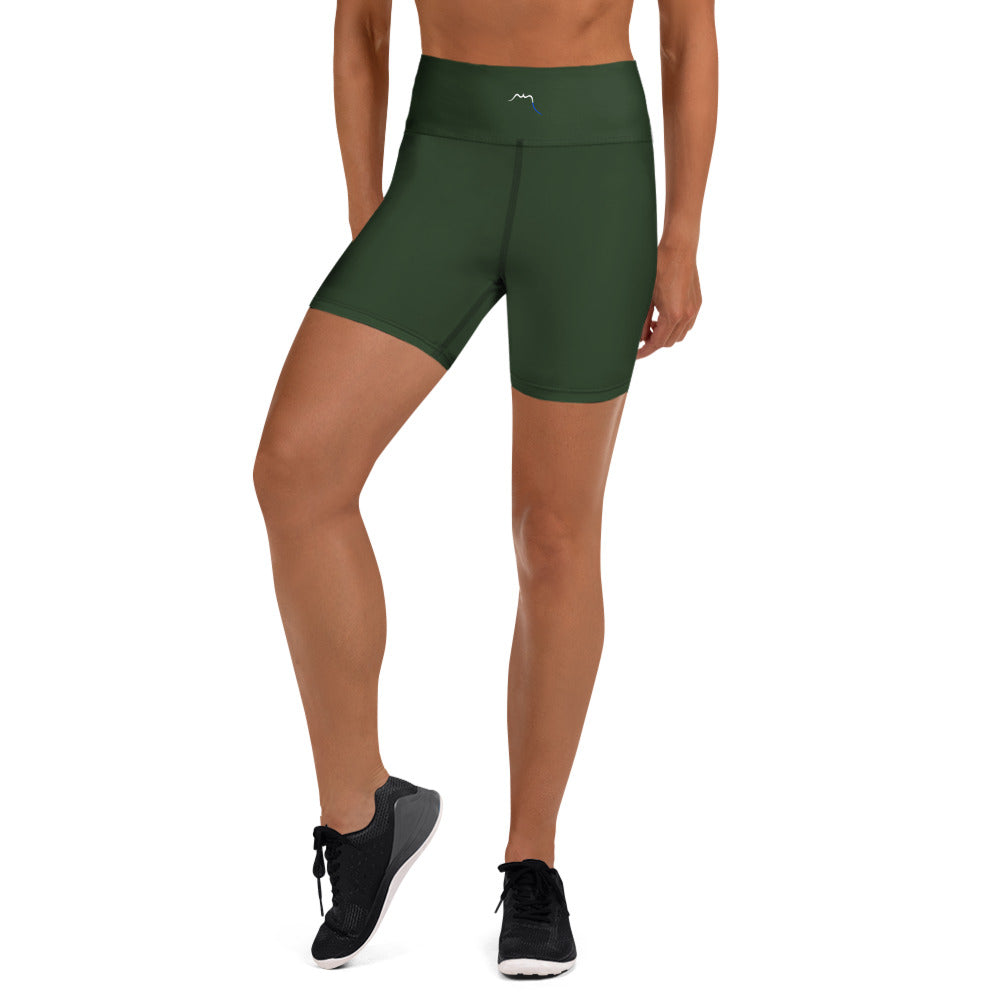 Vue de face du Short de Yoga Sol - coloris vert forêt