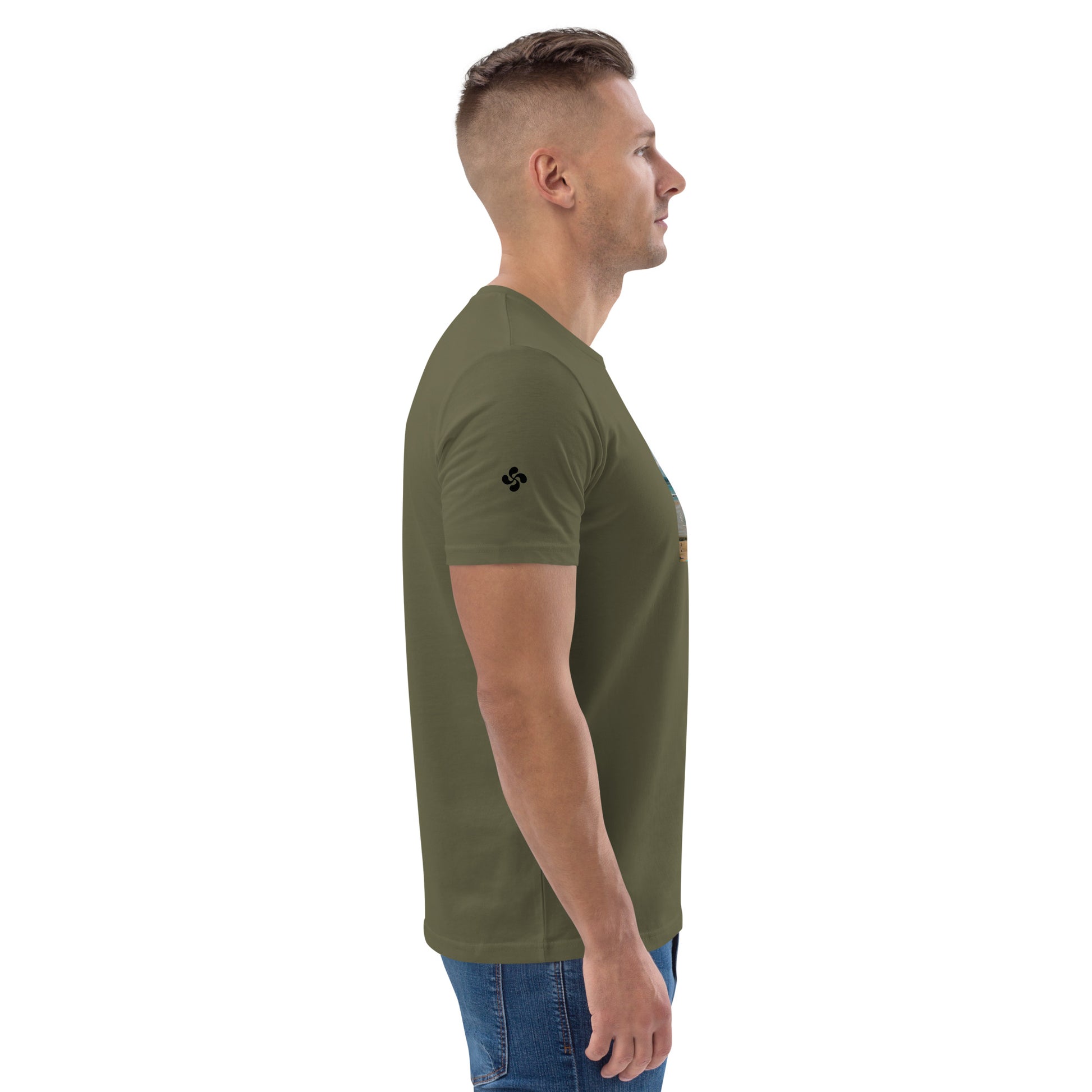 Vue de côté du T-shirt 100% Coton Bio Bidart Centre - coloris kaki foncé