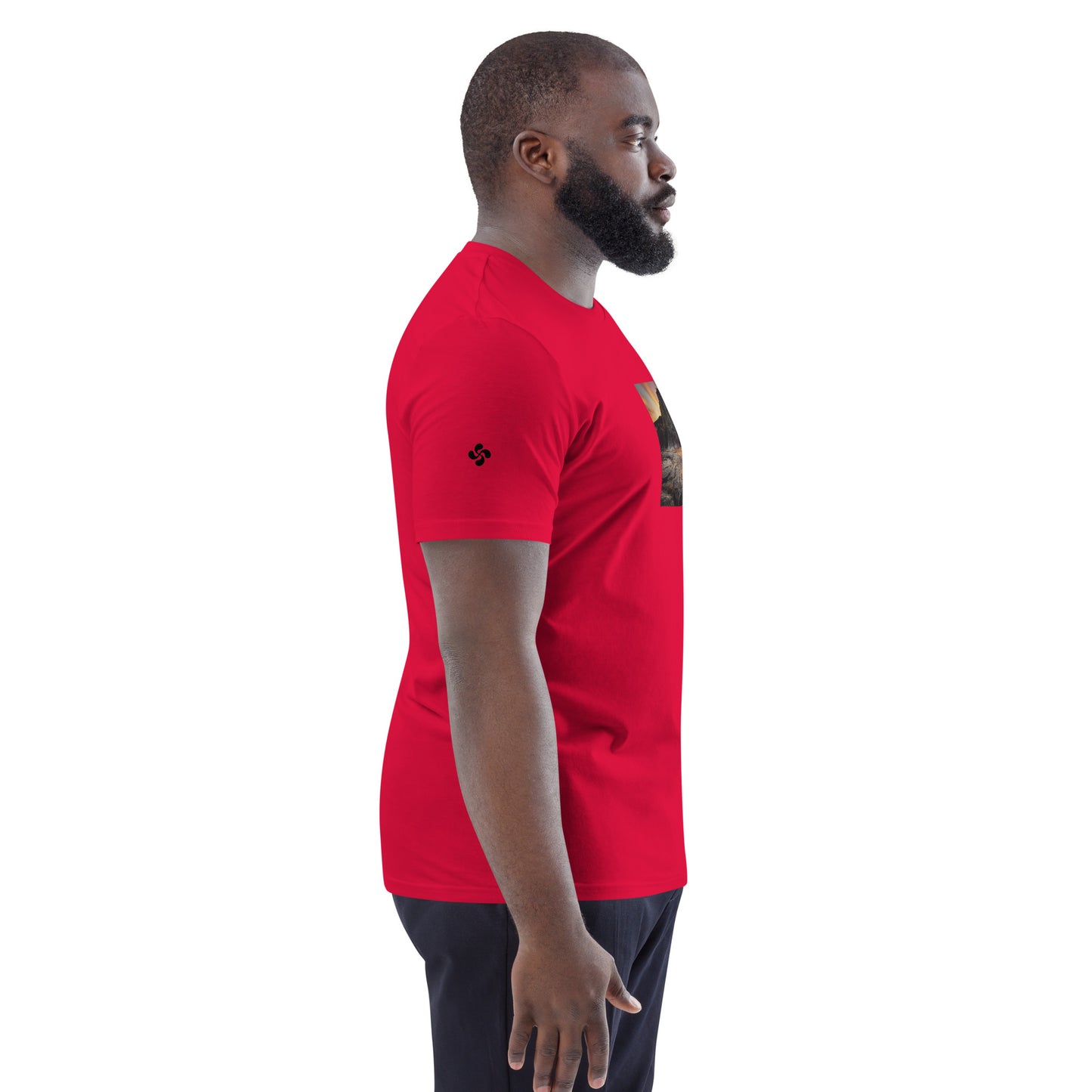 Vue de côté du T-shirt 100% Coton Bio Falaise - coloris rouge