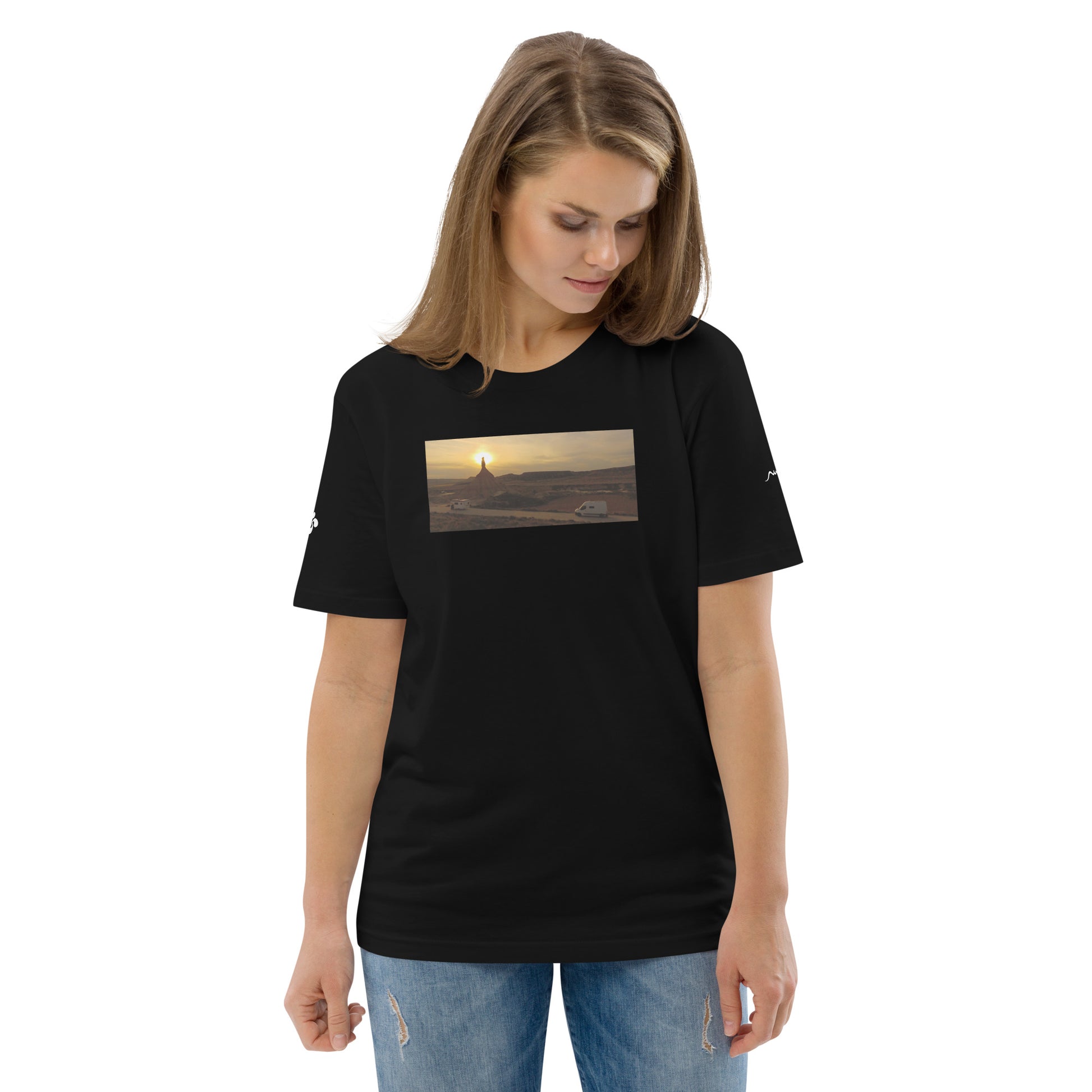 Vue de face du t-shirt 100% coton biologique CDT Sunset - coloris noir