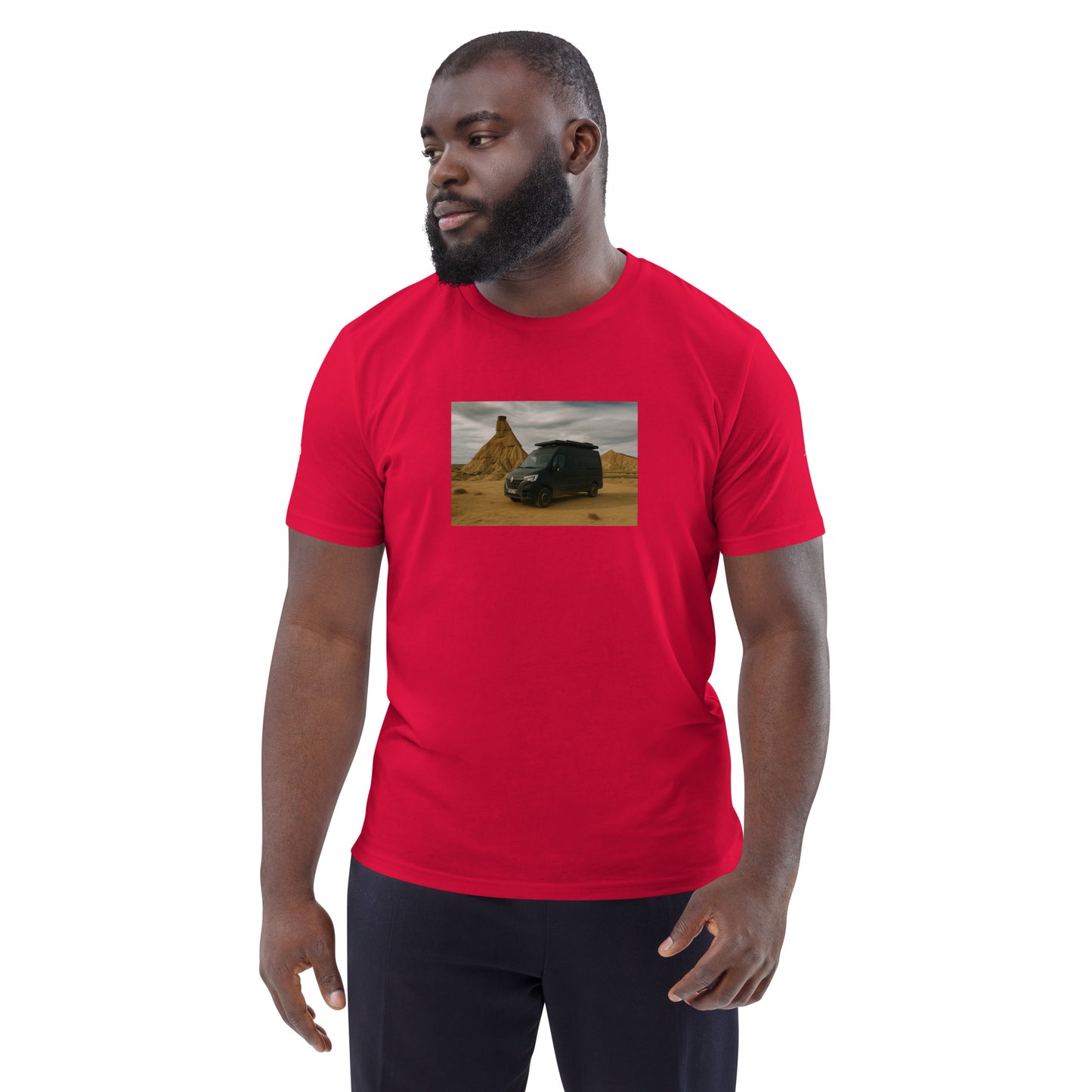 Vue de face du t-shirt 100% coton biologique Van Bardenas - coloris rouge