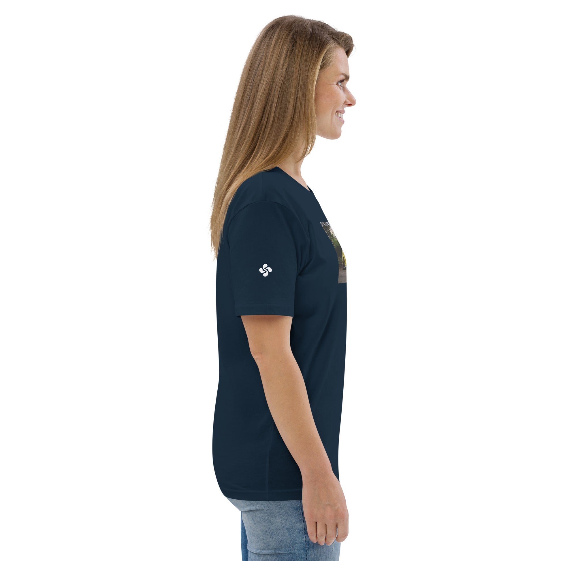 Vue de côté du T-shirt 100 % Coton Biologique - coloris bleu marine