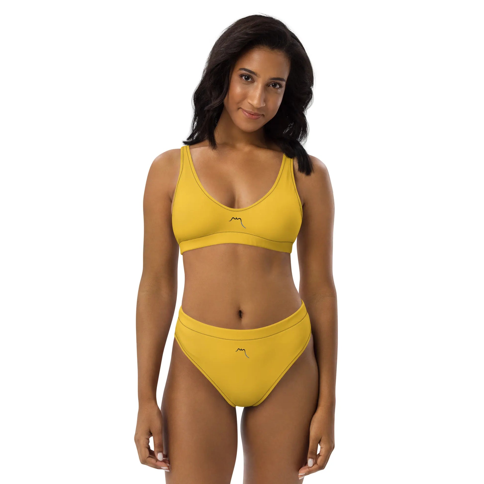 bikini éco-responsable uhabia porté face coloris jaune foncé