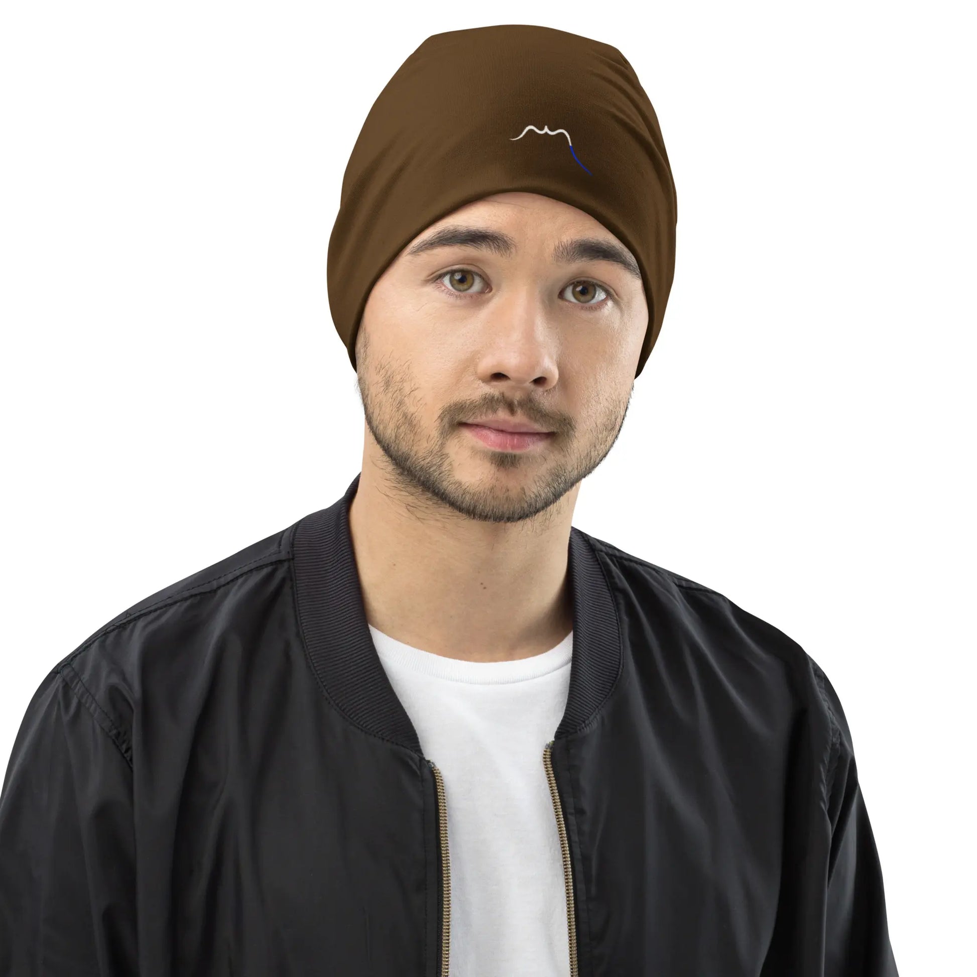 bonnet ttiki porté face coloris marron chocolat