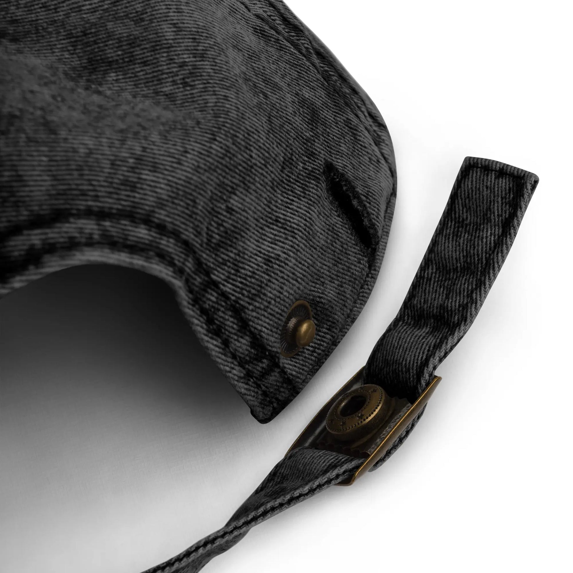 casquette vintage en sergé de coton réglable détail de la boucle coloris noir