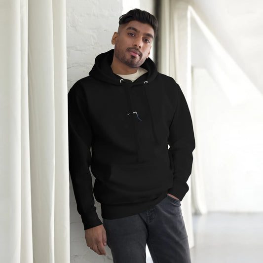 hoodie en coton bio negua porté face coloris noir