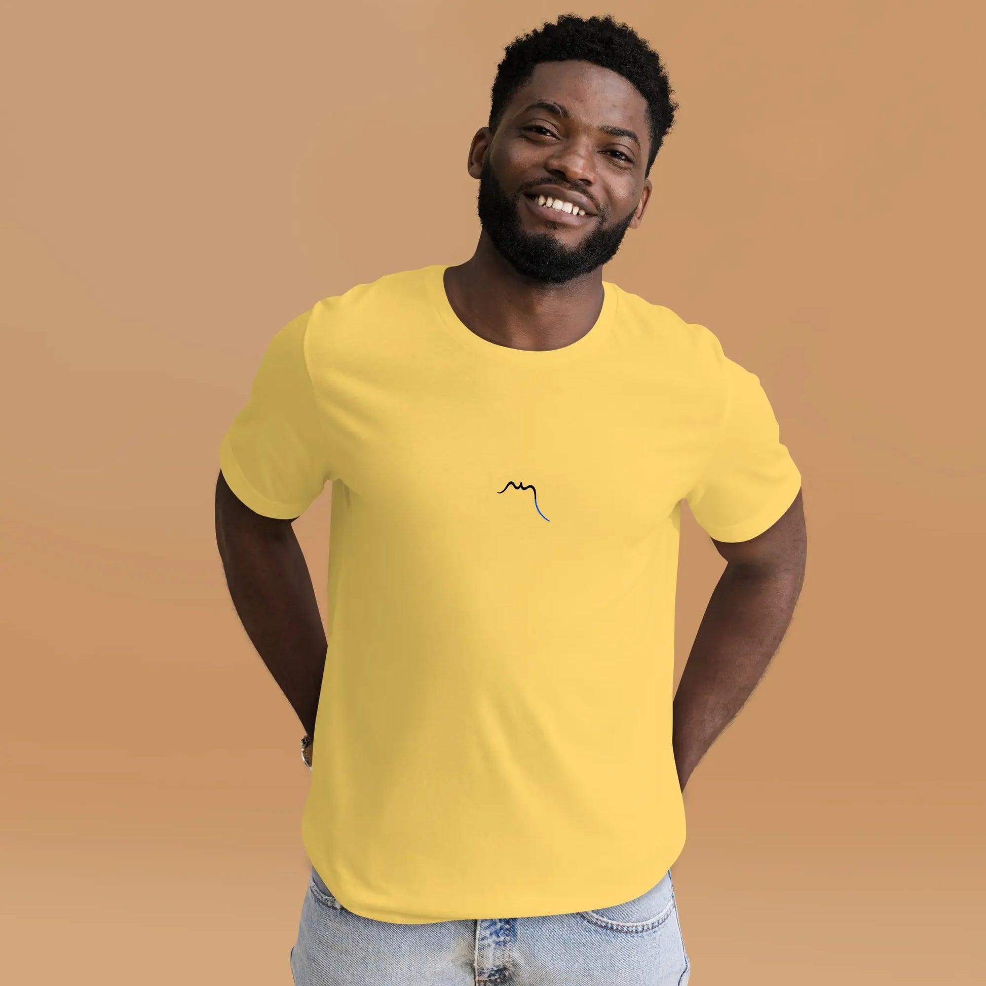 t-shirt coton femme homme basic porté face coloris jaune pâle