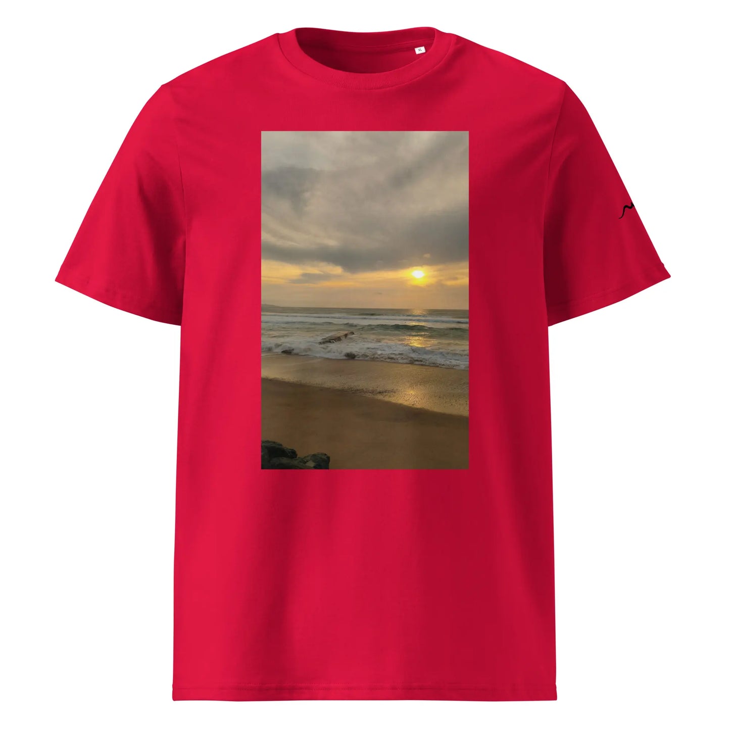 vue de face du t-shirt premium en coton bio bidart centre coloris rouge