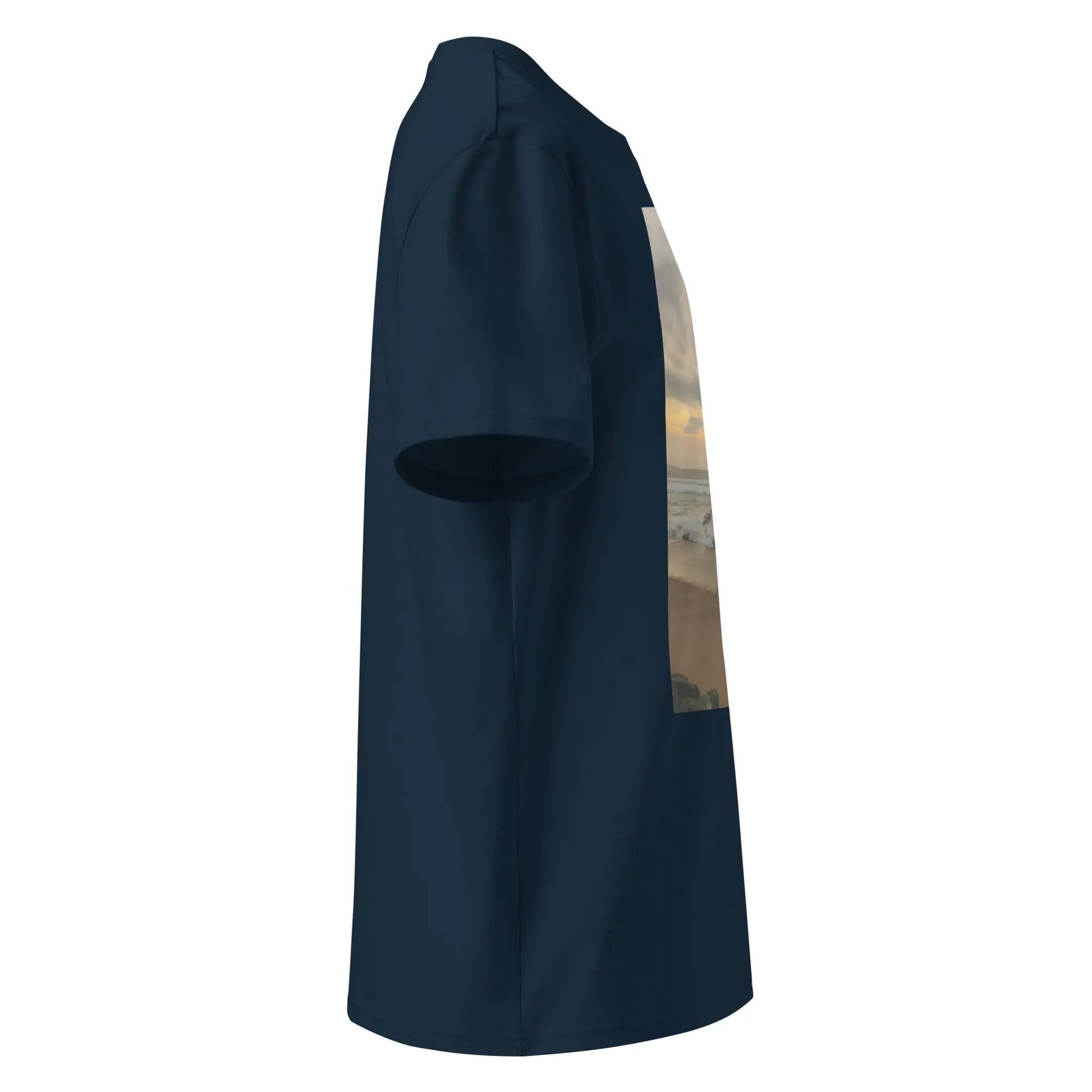 vue côté droit du t-shirt premium en coton bio bidart centre coloris bleu marine